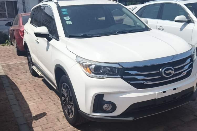 Used GAC Trumpchi GS4 2017 200T Manual Two-Wheel Drive Elite Edition Front Right 45 Deg