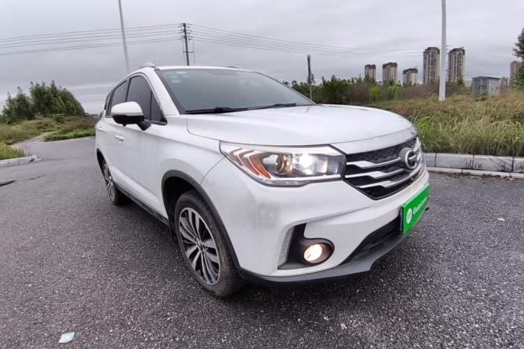 Used GAC Trumpchi GS4 2017 235T Manual Two-Wheel Drive Luxury Edition Front Right 45 Deg