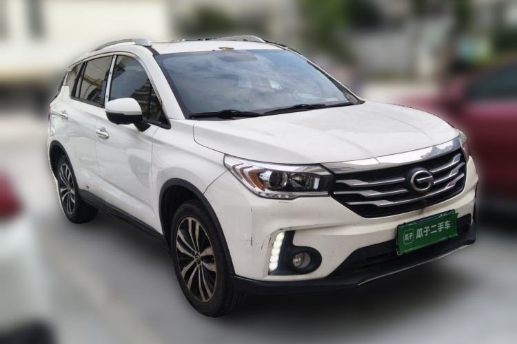 Used GAC Trumpchi GS4 2017 235T Automatic Two-Wheel Drive Luxury Smart Connectivity Version Front Right 45 Deg
