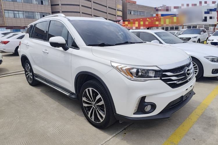 Used GAC Trumpchi GS4 2017 235T Automatic Two-Wheel Drive Luxury Smart Connectivity Version Front Right 45 Deg