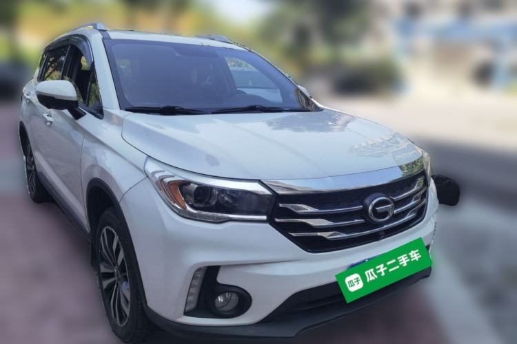 Used GAC Trumpchi GS4 2017 235T Automatic Two-Wheel Drive Luxury Smart Connectivity Version Front Right 45 Deg