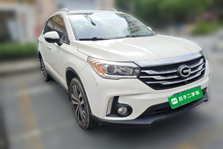 Used GAC Trumpchi GS4 2017 235T Automatic Two-Wheel Drive Luxury Smart Connectivity Version Front Right 45 Deg