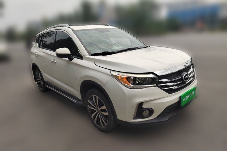 Used GAC Trumpchi GS4 2017 235T G-DCT Two-Wheel Drive Luxury Edition Front Right 45 Deg