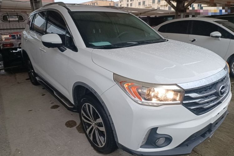 Used GAC Trumpchi GS4 2017 235T Automatic Two-Wheel Drive Luxury Smart Connectivity Version Front Right 45 Deg