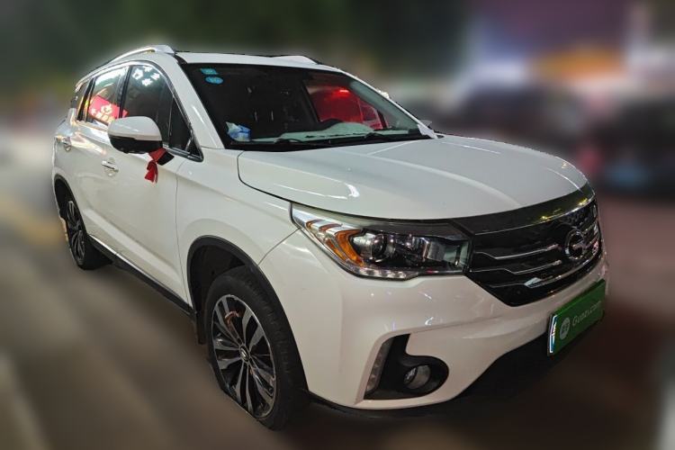 Used GAC Trumpchi GS4 2017 235T Automatic Two-Wheel Drive Luxury Smart Connectivity Version Front Right 45 Deg