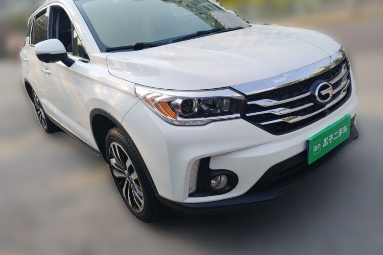 Used GAC Trumpchi GS4 2017 235T Automatic Two-Wheel Drive Luxury Smart Connectivity Version Front Right 45 Deg