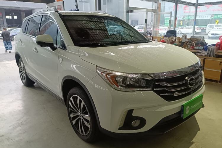 Used GAC Trumpchi GS4 2017 235T Automatic Two-Wheel Drive Luxury Smart Connectivity Version Front Right 45 Deg