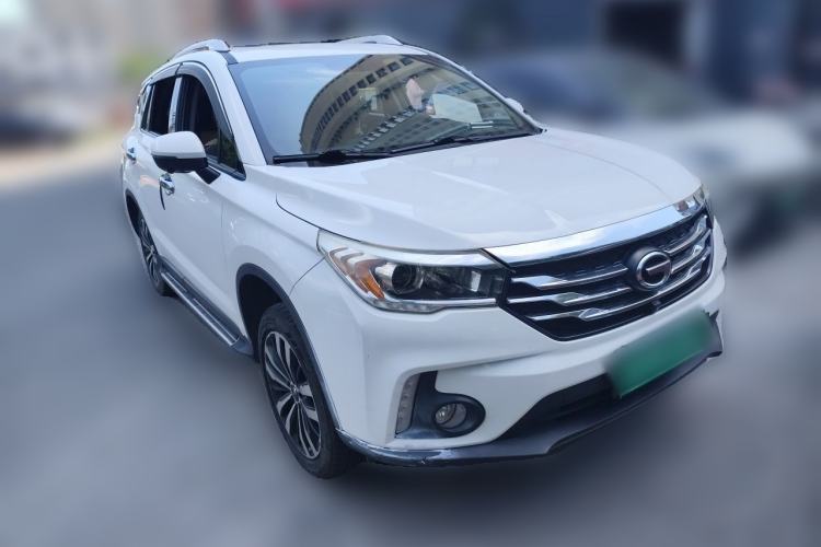 Used GAC Trumpchi GS4 2017 235T Automatic Two-Wheel Drive Luxury Smart Connectivity Version Front Right 45 Deg