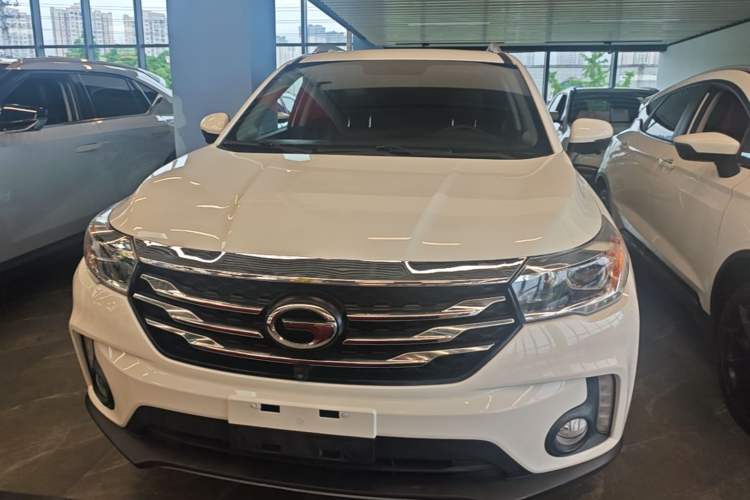 Used GAC Trumpchi GS4 2017 235T Automatic Two-Wheel Drive Luxury Smart Connectivity Version Front