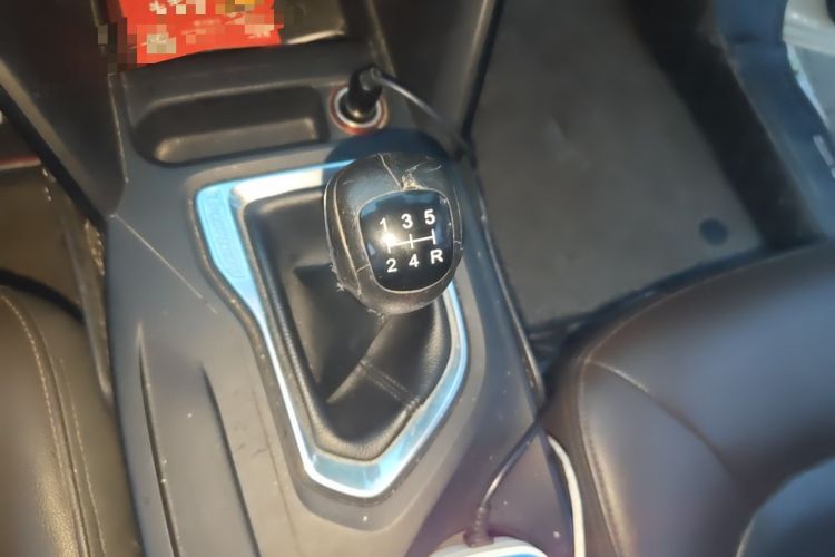 Used GAC Trumpchi GS4 2017 235T Manual Two-Wheel Drive Luxury Edition Gear Lever