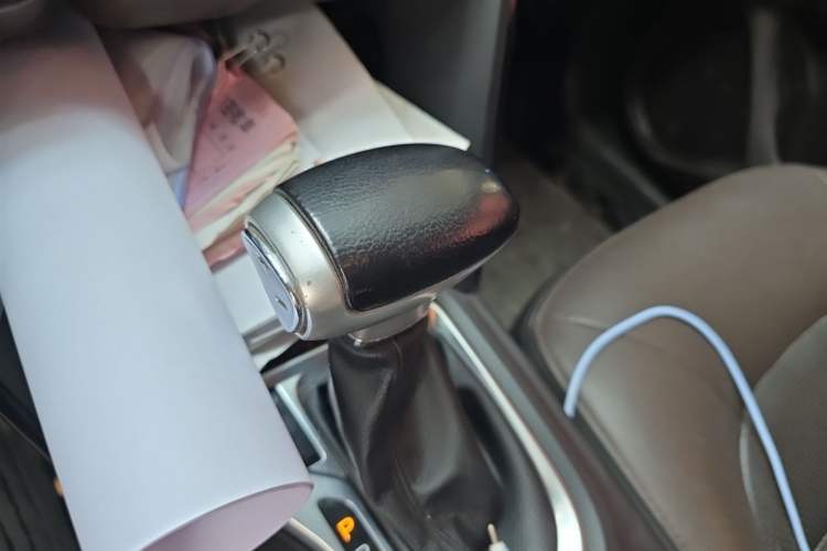 Used GAC Trumpchi GS4 2017 200T G-DCT Two-Wheel Drive Luxury Edition Gear Lever
