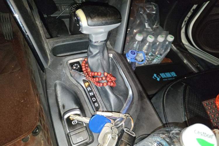 Used GAC Trumpchi GS4 2017 235T Automatic Two-Wheel Drive Elite Edition Gear Lever