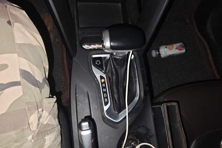 Used GAC Trumpchi GS4 2017 200T G-DCT Two-Wheel Drive Luxury Edition Gear Lever