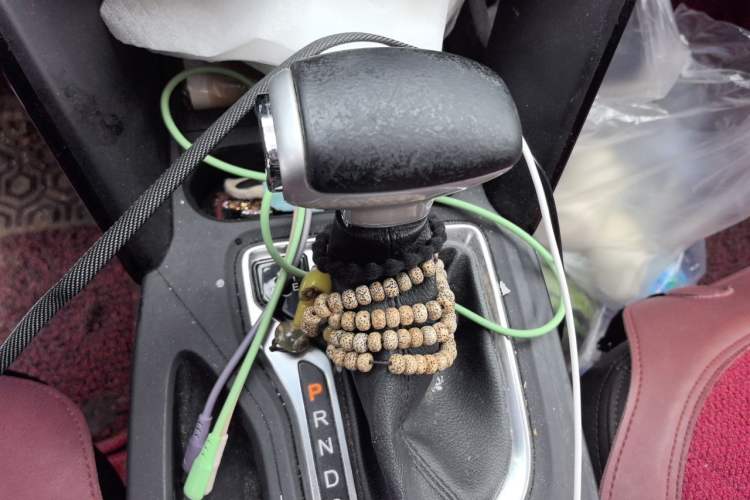 Used GAC Trumpchi GS4 2017 235T Automatic Two-Wheel Drive Elite Edition Gear Lever