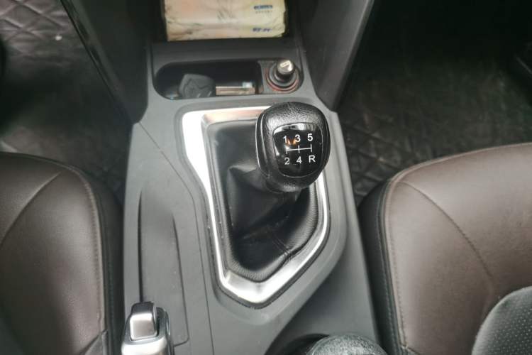 Used GAC Trumpchi GS4 2017 235T Manual Two-Wheel Drive Luxury Edition Gear Lever