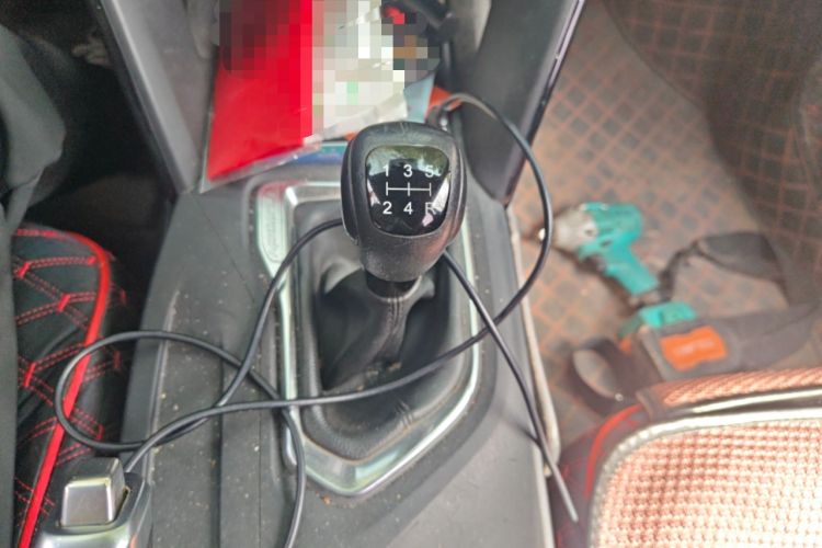 Used GAC Trumpchi GS4 2017 200T Manual Two-Wheel Drive Comfort Edition Gear Lever