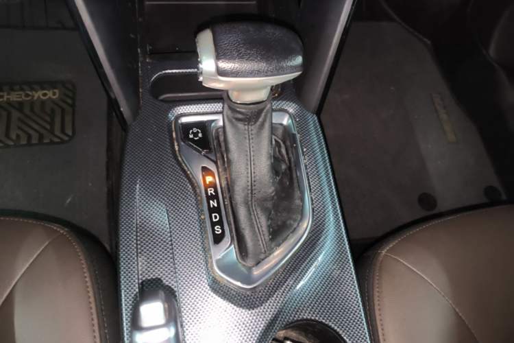 Used GAC Trumpchi GS4 2017 200T G-DCT Two-Wheel Drive Elite Edition Gear Lever