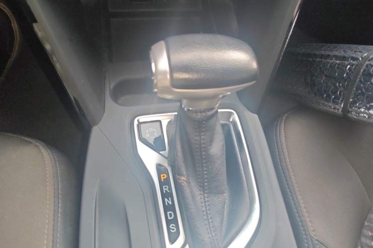 Used GAC Trumpchi GS4 2017 200T G-DCT Two-Wheel Drive Comfort Edition Gear Lever