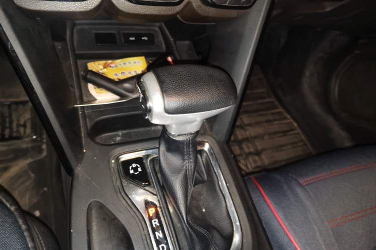 Used GAC Trumpchi GS4 2017 235T Automatic Two-Wheel Drive Elite Edition Gear Lever