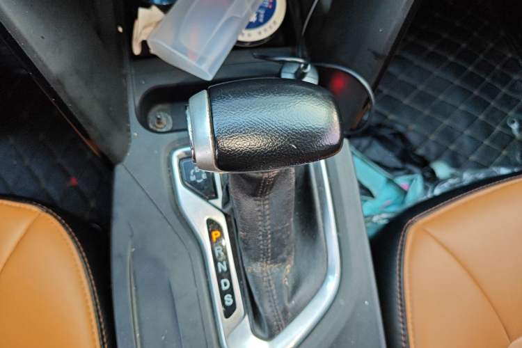 Used GAC Trumpchi GS4 2017 200T G-DCT Two-Wheel Drive Comfort Edition Gear Lever