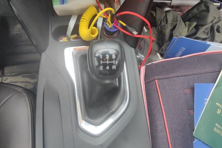 Used GAC Trumpchi GS4 2017 235T Manual Two-Wheel Drive Luxury Edition Gear Lever