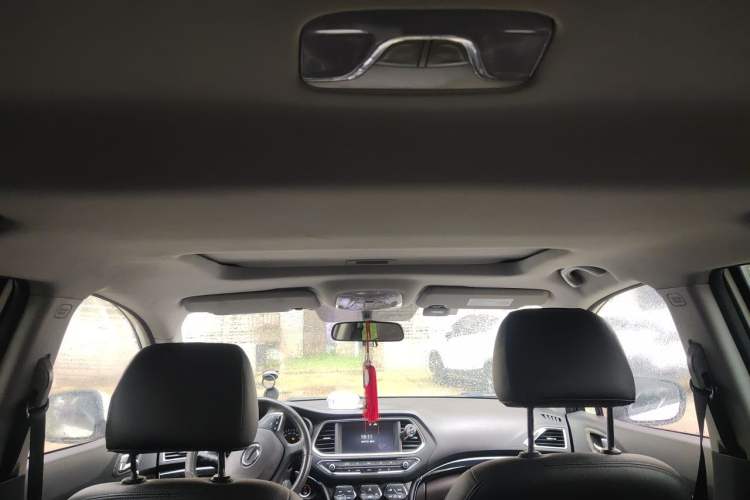 Used GAC Trumpchi GS4 2017 235T Automatic Two-Wheel Drive Luxury Smart Connectivity Version Headliner