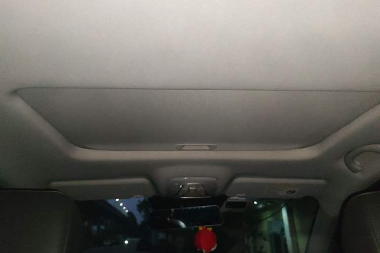 Used GAC Trumpchi GS4 2017 235T Automatic Two-Wheel Drive Elite Edition Headliner