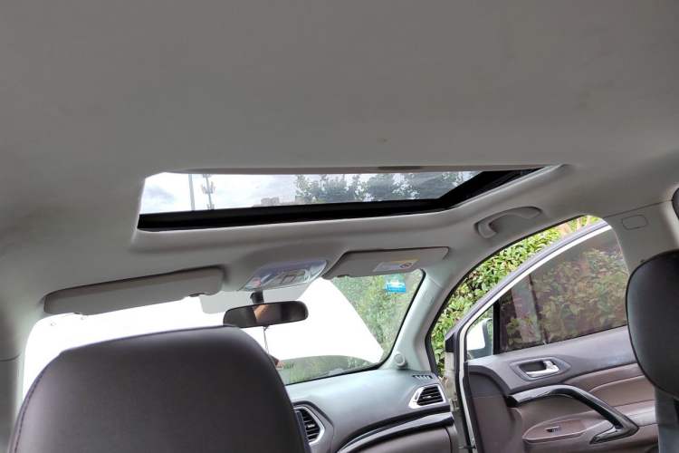 Used GAC Trumpchi GS4 2017 235T Automatic Two-Wheel Drive Elite Edition Headliner