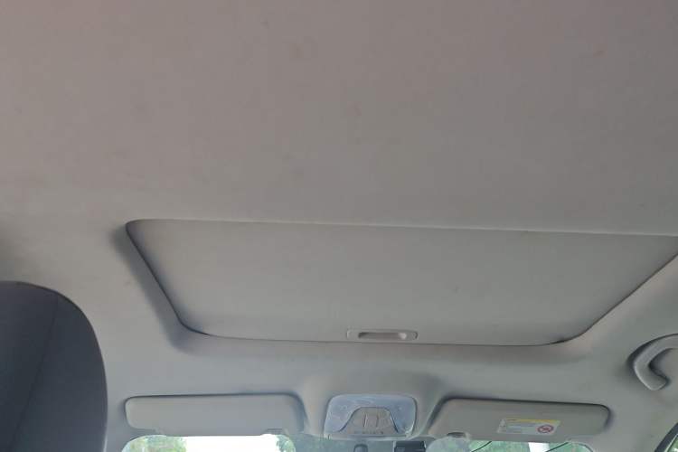 Used GAC Trumpchi GS4 2017 235T Automatic Two-Wheel Drive Luxury Smart Connectivity Version Headliner