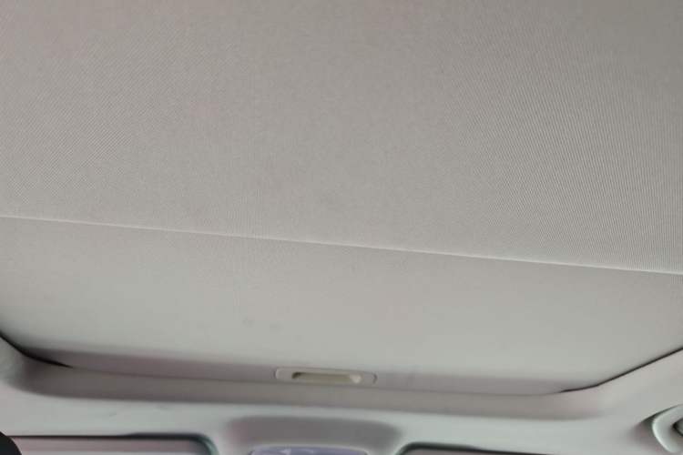 Used GAC Trumpchi GS4 2017 235T Automatic Two-Wheel Drive Luxury Smart Connectivity Version Headliner