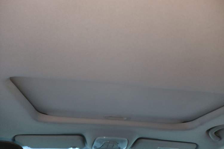 Used GAC Trumpchi GS4 2017 235T Automatic Two-Wheel Drive Luxury Smart Connectivity Version Headliner