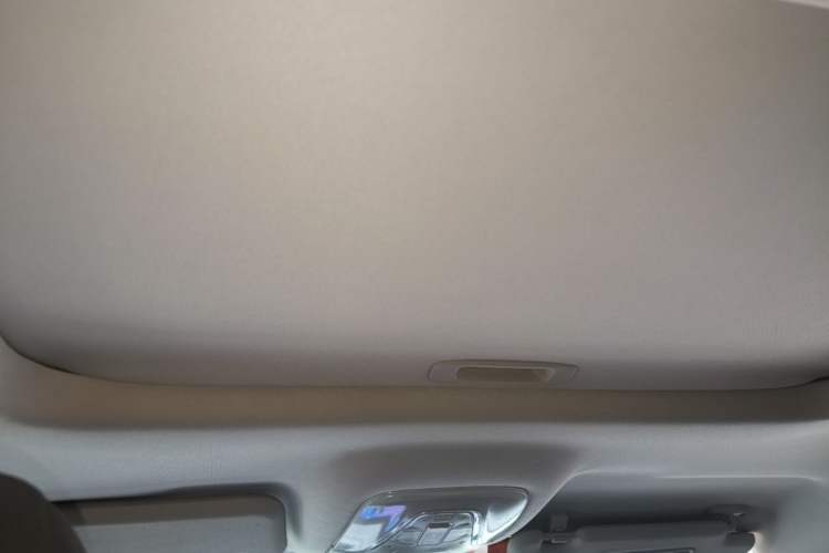 Used GAC Trumpchi GS4 2017 235T Automatic Two-Wheel Drive Elite Edition Headliner