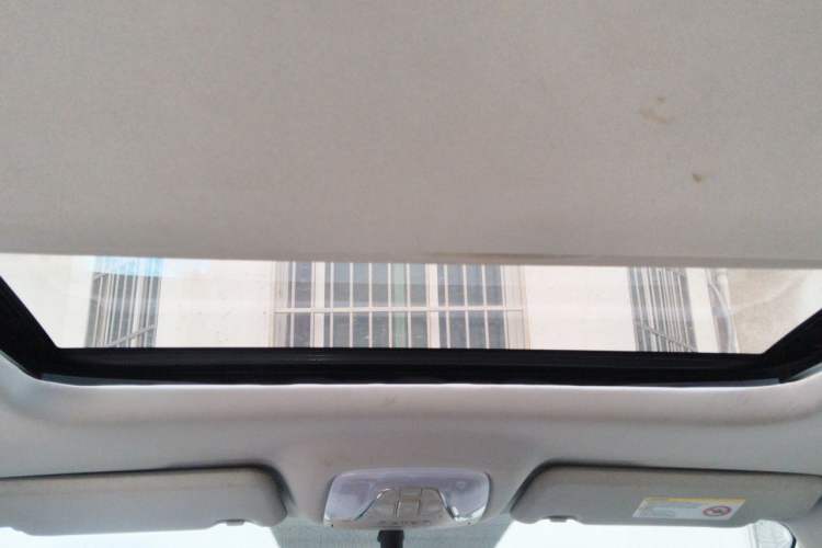 Used GAC Trumpchi GS4 2017 235T Automatic Two-Wheel Drive Luxury Smart Connectivity Version Headliner