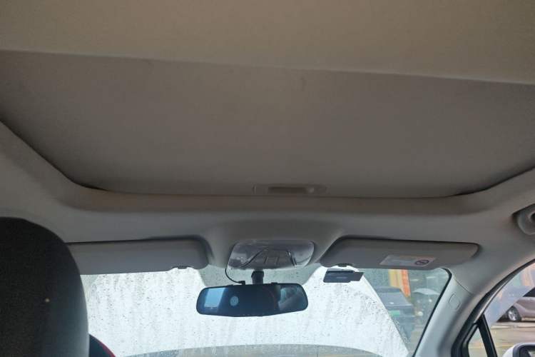 Used GAC Trumpchi GS4 2017 235T Automatic Two-Wheel Drive Elite Edition Headliner