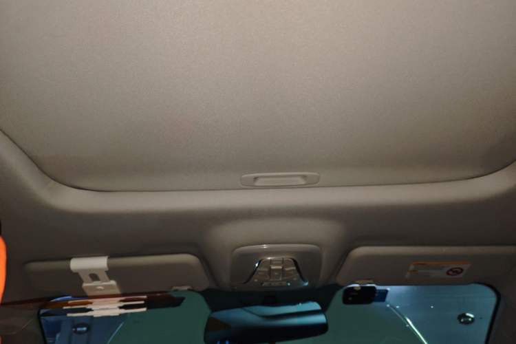 Used GAC Trumpchi GS4 2017 235T Automatic Two-Wheel Drive Luxury Smart Connectivity Version Headliner