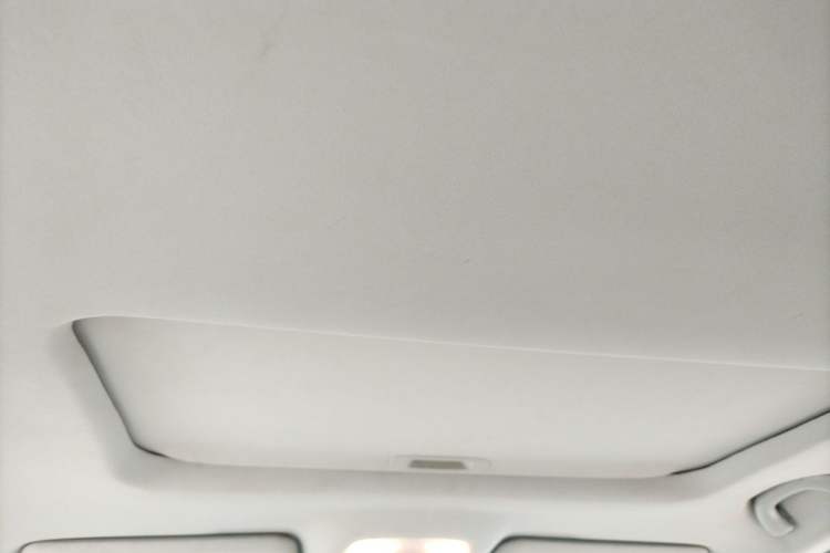 Used GAC Trumpchi GS4 2017 235T Automatic Two-Wheel Drive Elite Edition Headliner