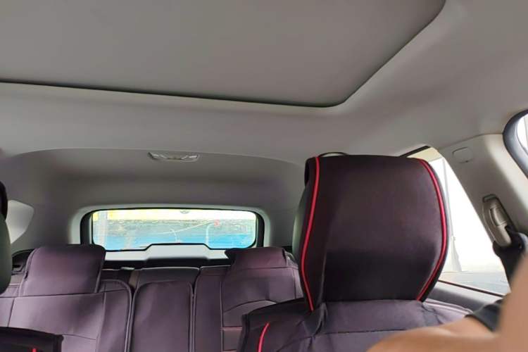 Used GAC Trumpchi GS4 2017 200T Manual Two-Wheel Drive Elite Edition Headliner