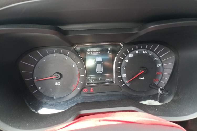 Used GAC Trumpchi GS4 2017 235T Automatic Two-Wheel Drive Elite Edition Instrument Cluster