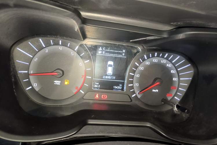 Used GAC Trumpchi GS4 2017 235T Manual Two-Wheel Drive Luxury Edition Instrument Cluster