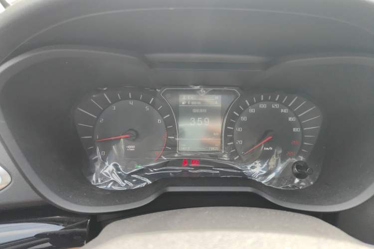 Used GAC Trumpchi GS4 2017 235T Manual Two-Wheel Drive Luxury Edition Instrument Cluster