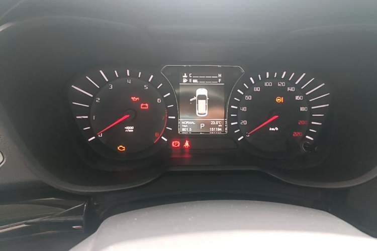 Used GAC Trumpchi GS4 2017 235T Automatic Two-Wheel Drive Luxury Smart Connectivity Version Instrument Cluster