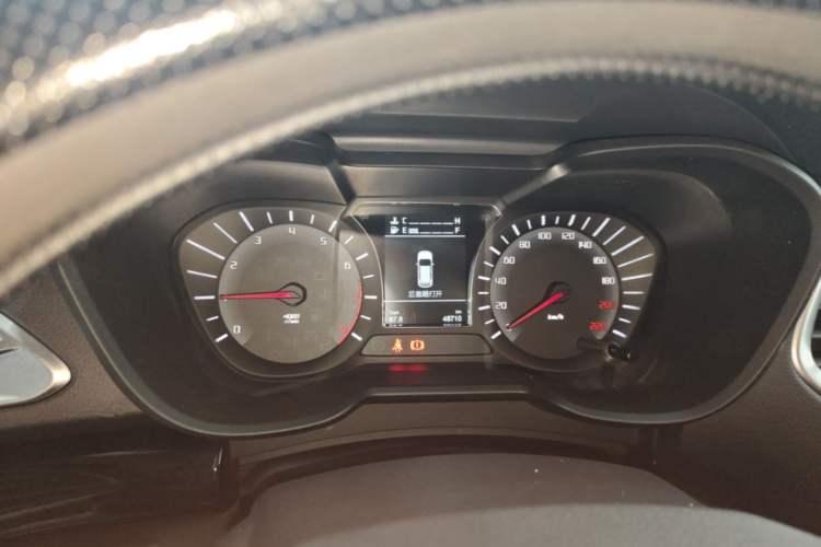 Used GAC Trumpchi GS4 2017 200T Manual Two-Wheel Drive Elite Edition Instrument Cluster