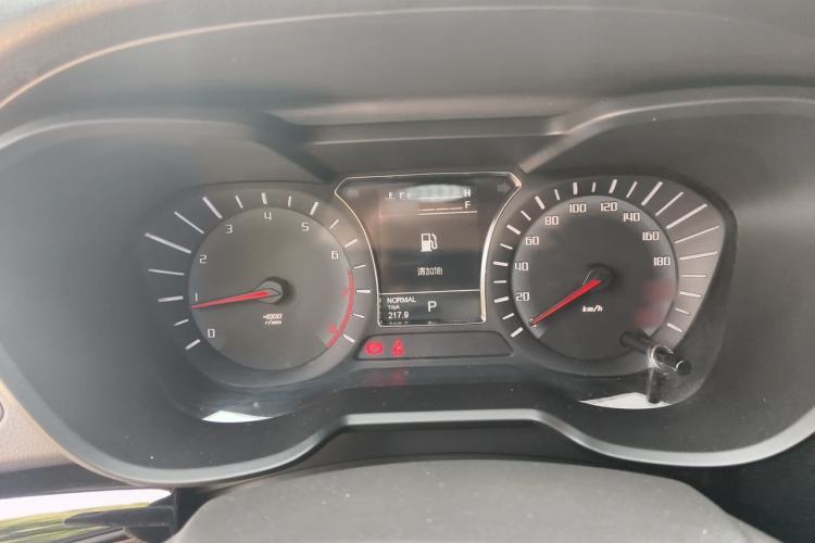 Used GAC Trumpchi GS4 2017 235T Automatic Two-Wheel Drive Elite Edition Instrument Cluster
