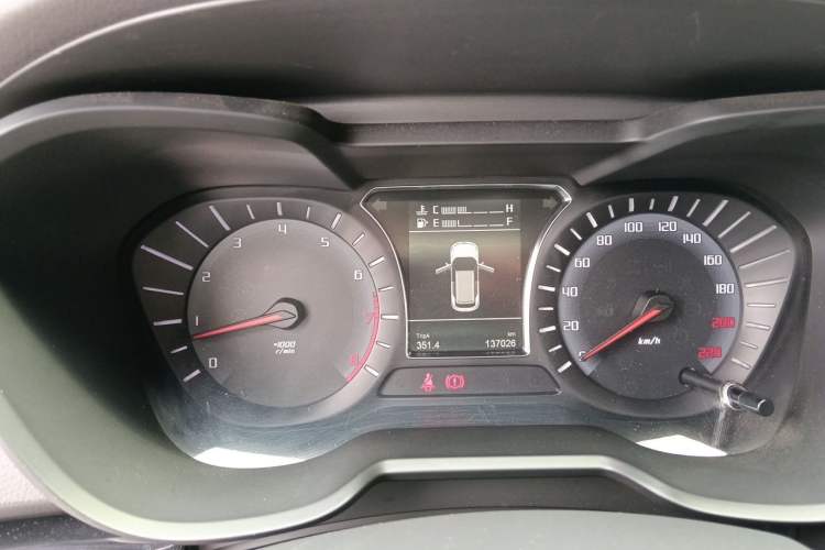 Used GAC Trumpchi GS4 2017 235T Manual Two-Wheel Drive Luxury Edition Instrument Cluster