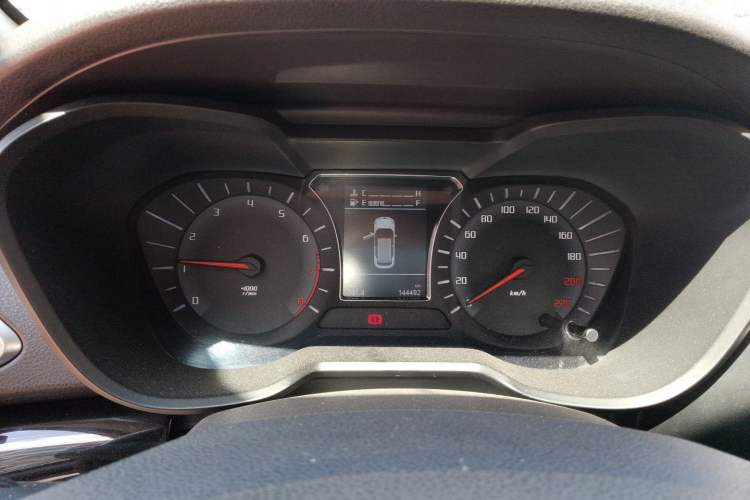 Used GAC Trumpchi GS4 2017 200T Manual Two-Wheel Drive Elite Edition Instrument Cluster