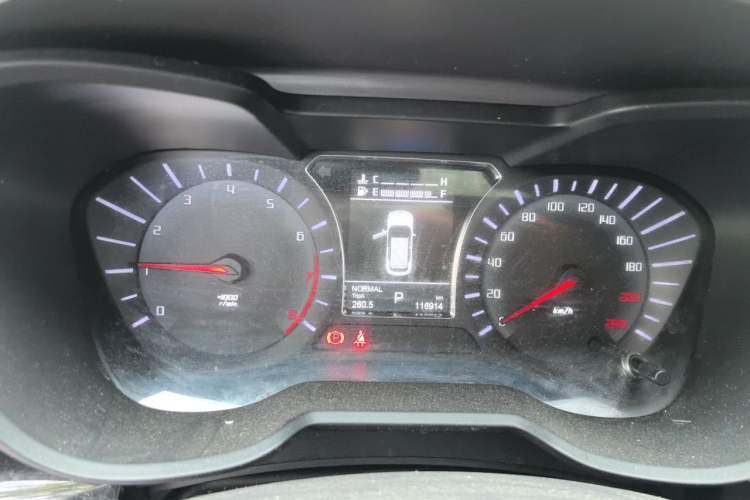 Used GAC Trumpchi GS4 2017 235T Automatic Two-Wheel Drive Elite Edition Instrument Cluster
