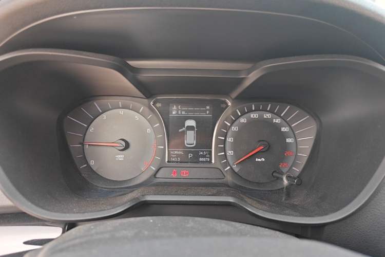 Used GAC Trumpchi GS4 2017 200T G-DCT Two-Wheel Drive Elite Edition Instrument Cluster