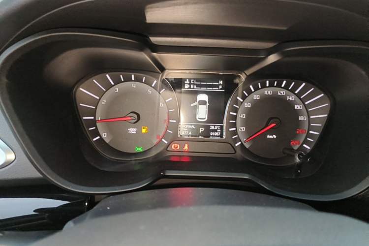 Used GAC Trumpchi GS4 2017 235T G-DCT Two-Wheel Drive Elite Edition Instrument Cluster