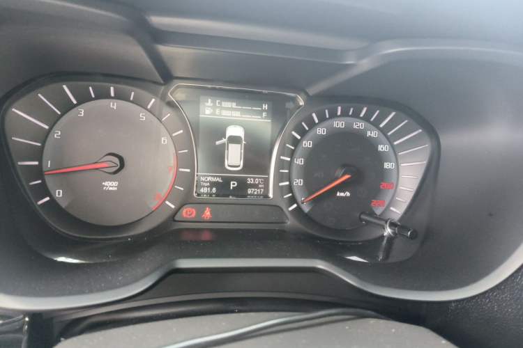 Used GAC Trumpchi GS4 2017 235T Automatic Two-Wheel Drive Luxury Smart Connectivity Version Instrument Cluster