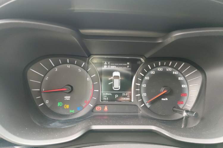 Used GAC Trumpchi GS4 2017 235T Automatic Two-Wheel Drive Luxury Smart Connectivity Version Instrument Cluster